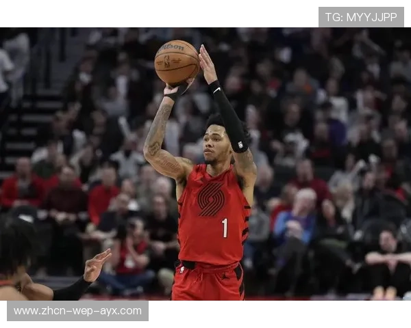 安芬尼·西蒙斯撤步三分火力全开